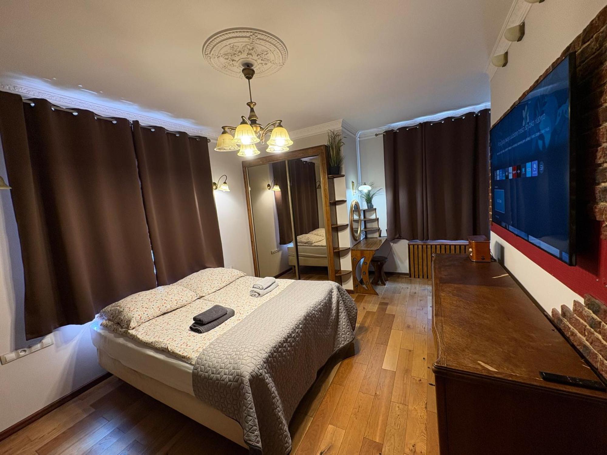 Dworek Oliwski Bed & Breakfast